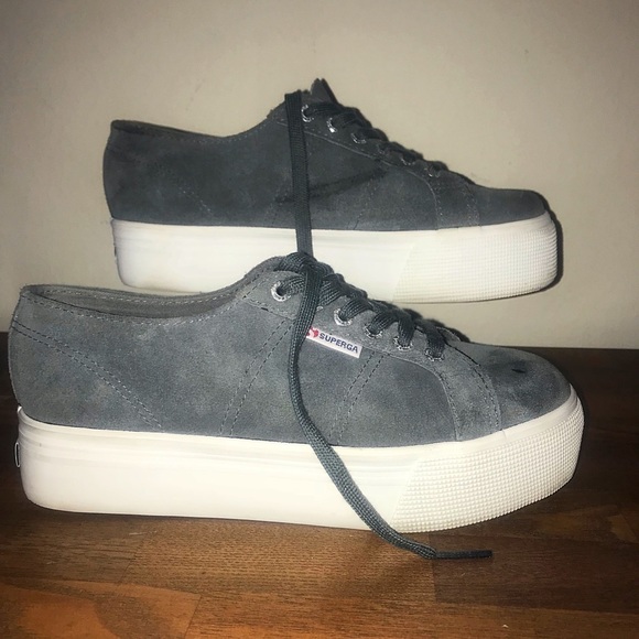 superga size 8